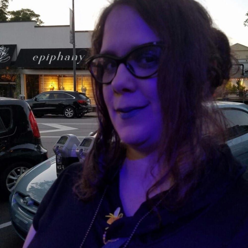 Meet your Posher, Jenn